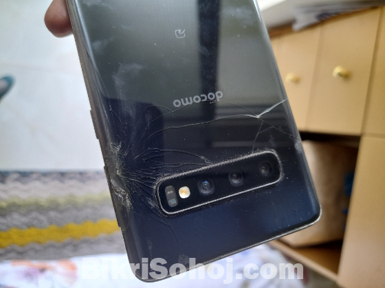 Samsung S10